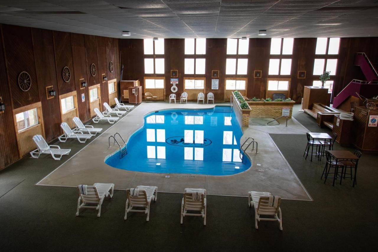 Carriage House Country Club Hotel Pocono Manor Luaran gambar