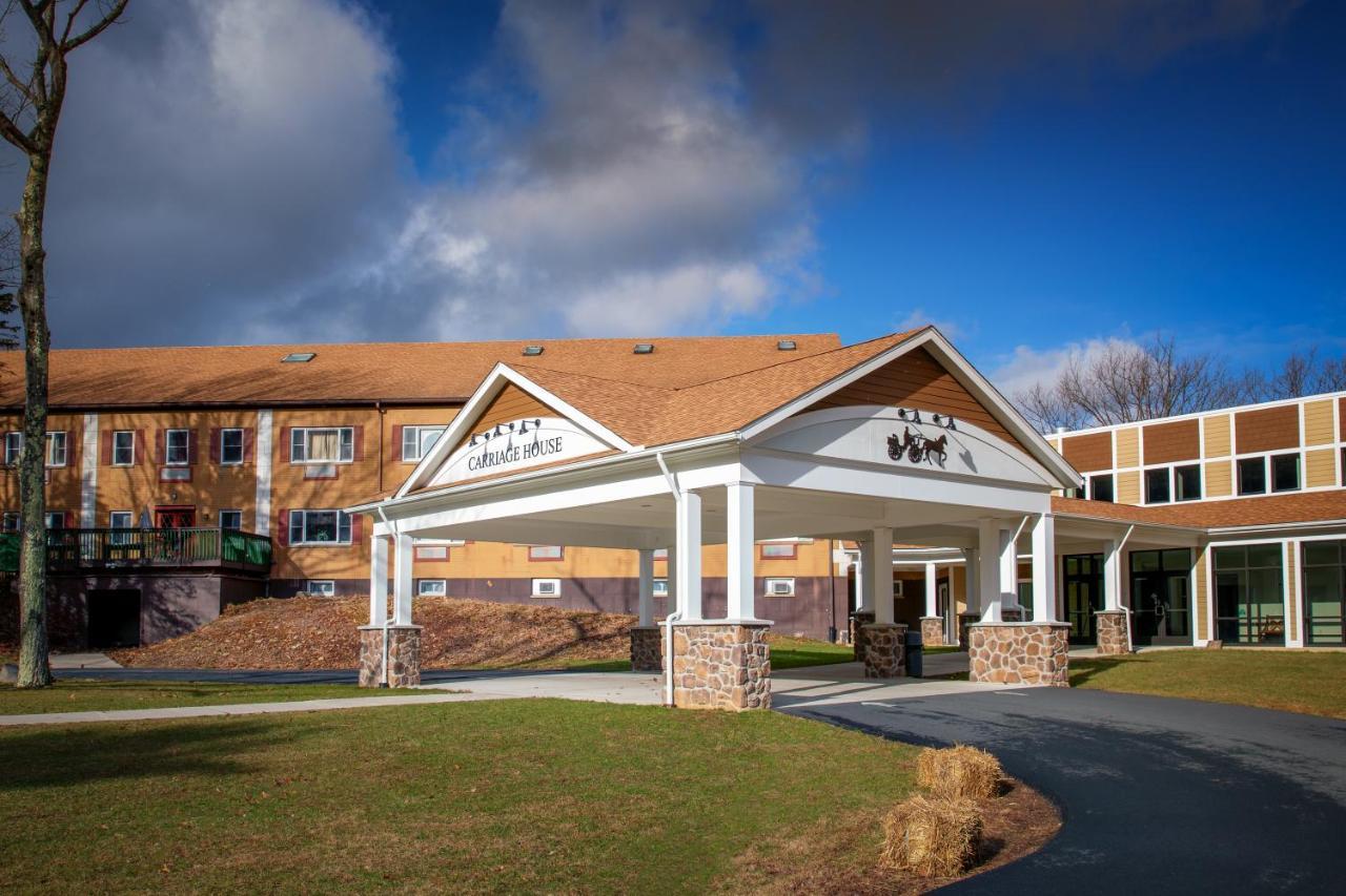 Carriage House Country Club Hotel Pocono Manor Luaran gambar